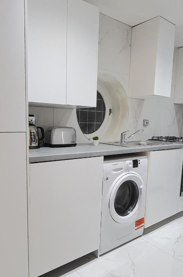 Stunning 2 Bedroom Apartment In Canary Wharf - Morland Apartments 伦敦 外观 照片